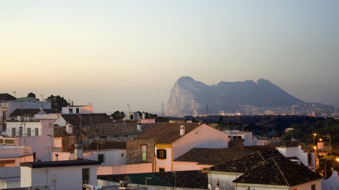 San Roque, con el Peñón al fondo
