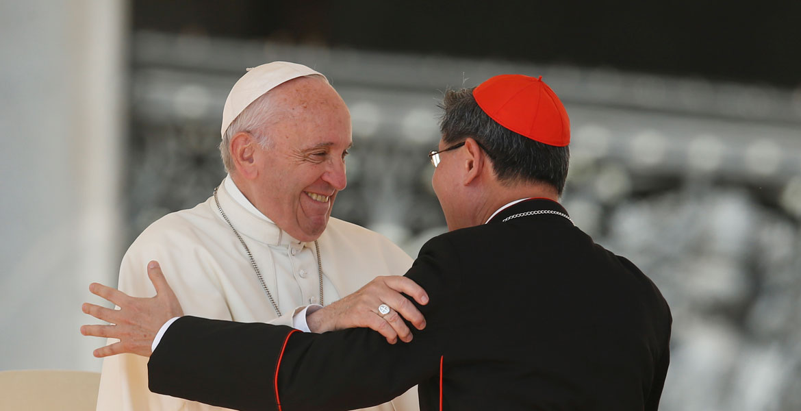 Cardenal Tagle con el Papa Francisco