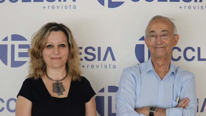 José Luis Pinilla Martín junto a Mari Fran Sánchez Vara, su relevo en el cargo