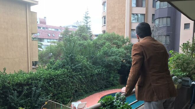 Miguel G. F. desde su casa