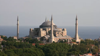 Santa Sofía, reconvertida en mezquita