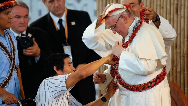 Santiago Manuin con el Papa Francisco