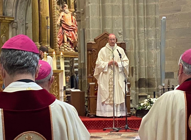 Monseñor Fernández