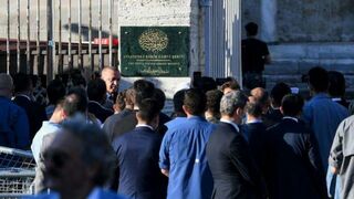 Erdogan descubre la placa de la Gran Mezquita de Santa Sofía