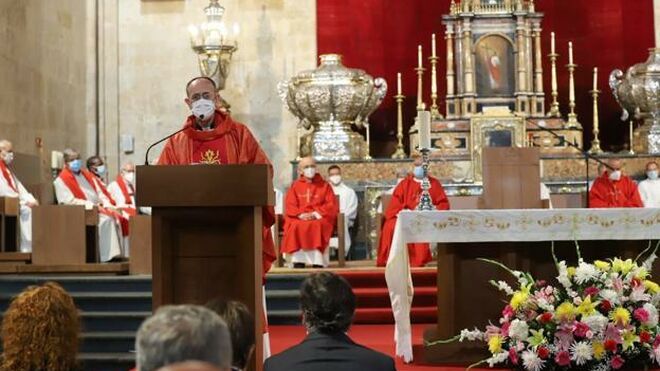 Carlos López, durante el funeral