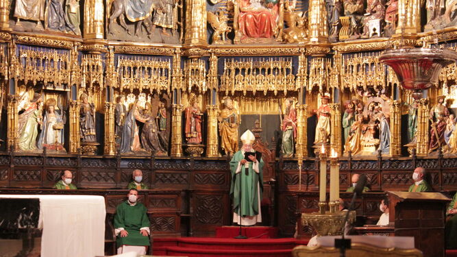 Sanz Montes, durante la misa por las víctimas