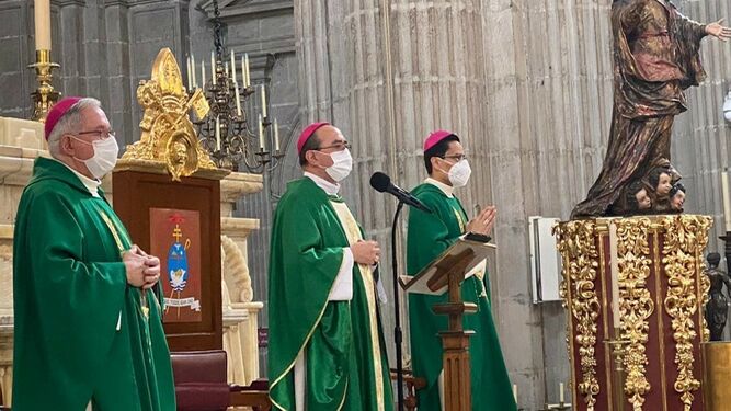 Catedral. Auxiliares sin arzobispo.