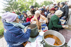 comida-para-los-pobres-62364413