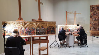 Restauran la predela del retablo de san Jorge