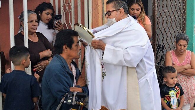 81 clérigos y religiosas han fallecido en México, víctimas del covid-19