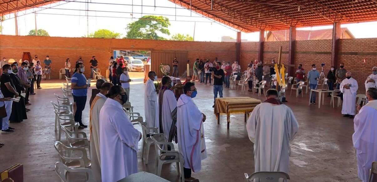 Misa de Pedro Casaldáliga en Ribeirão Cascalheira