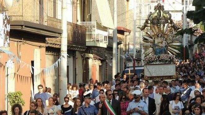 La Virgen se inclinó al paso de la casa del capo de la mafia de Oppido Mamertina