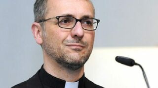 El arzobispo de Hamburgo, Stefan Hebe