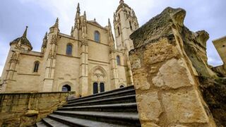 Segovia: la 'dama' de las catedrales