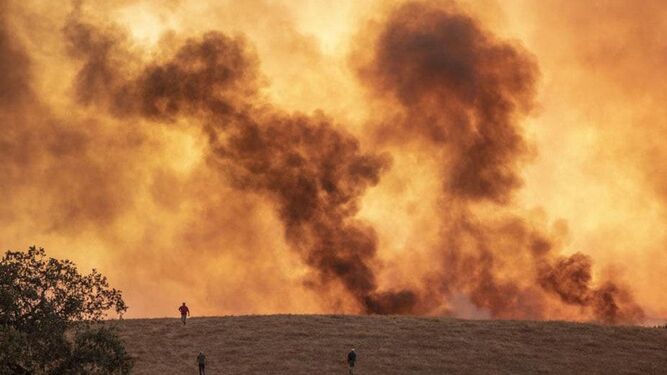 Incendio en Almonaster