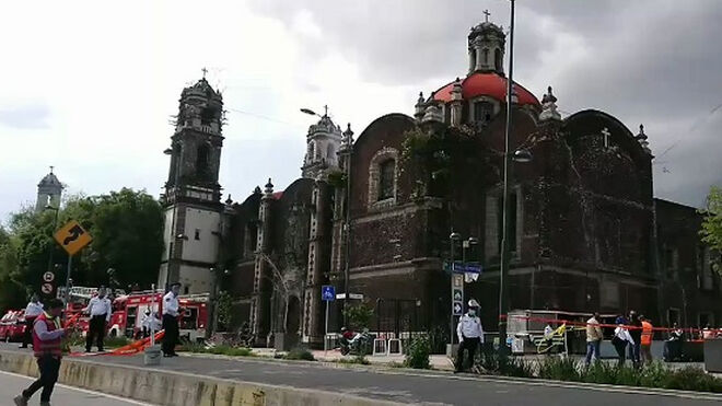 Incendio en el templo de la Santa Vera Cruz "ocasionado por individuos", aseguran autoridades