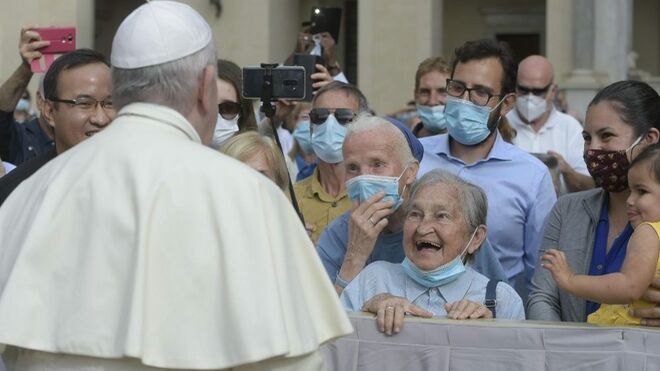 Y el Papa, seis meses después, volvió a fundirse con el pueblo