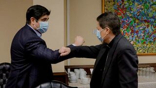 Carlos Alvarado Quesada, presidente de Costa Rica y Mon. José Manuel Garita, presidente de la Conferencia Episcopal