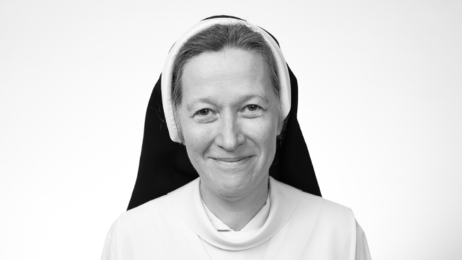 Helen Alford, dominica