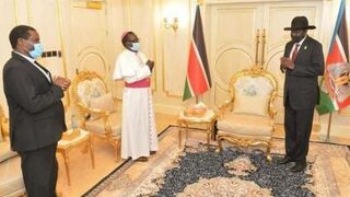 Imagen del encuentro entre los obispos y el presidente Kiir