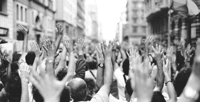 populismo-encuesta-cep-riesgos-jorge-gomez