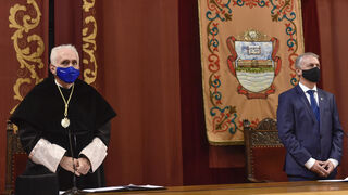 El rector José María Guibert y el lehendakari Iñigo Urkullu durante la apertua del curso 2020-21