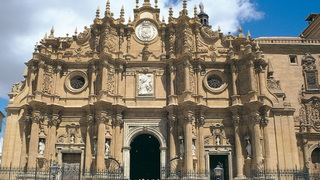 Exterior de la catedral de Guadix
