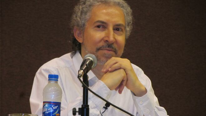 Dr. Ariel Álvarez Valdés