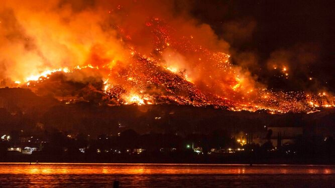 El cambio climático ha preparado el terreno para los mortales incendios forestales en EE.UU