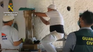 La pieza se encontraba encastrada en la fachada de una finca