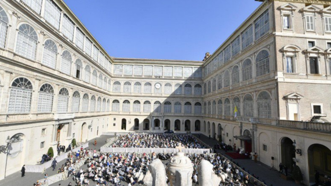 audiencia en San Dámaso