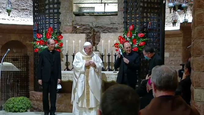 El Papa y los traductores de la encíclica