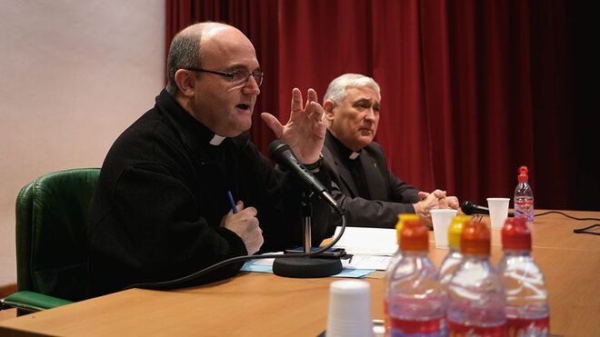 Munilla y Zornoza, en una reciente conferencia en Cádiz