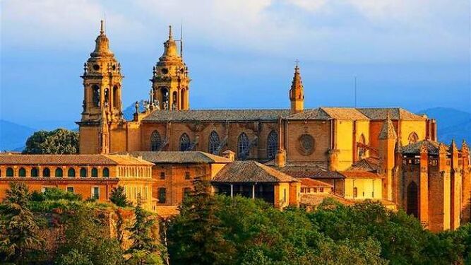 Catedral de Pamplona, "La primera del Camino"