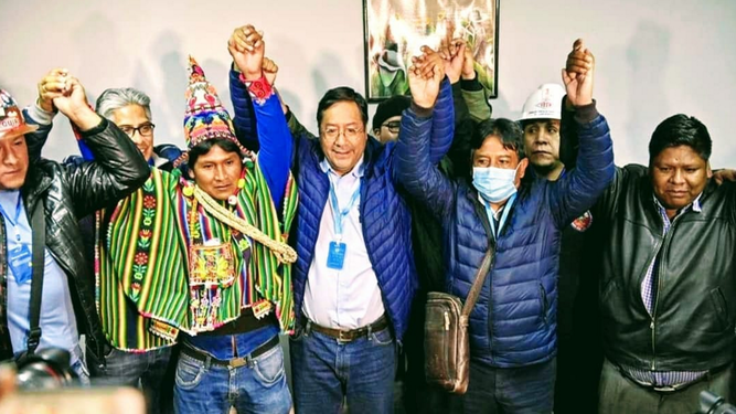 Arce celebra la victoria