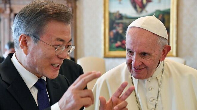 Francisco y el presidente surcoreano en el Vaticano