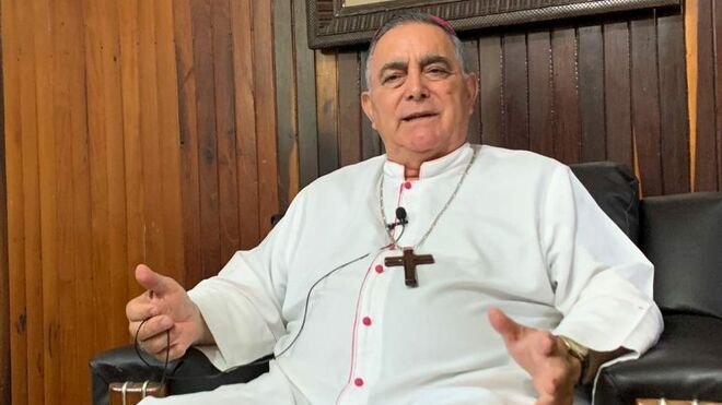 Mons. Salvador Rangel Mendoza ingresa a cuidados intensivos por “problemas respiratorios moderados”