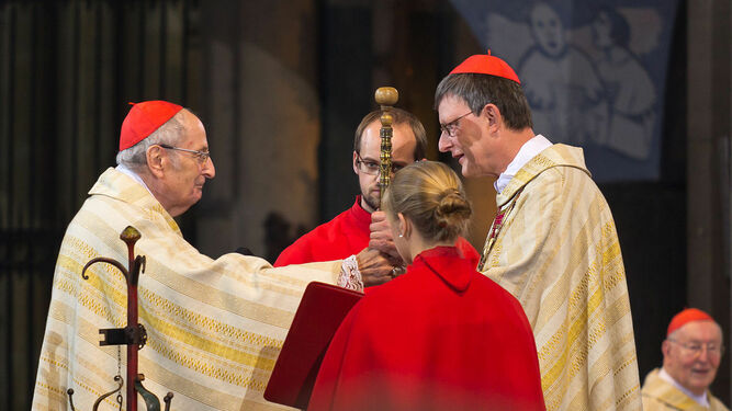 El cardenal Woelki, acusado de encubrir casos de abusos durante la etapa de Meisner en Colonia