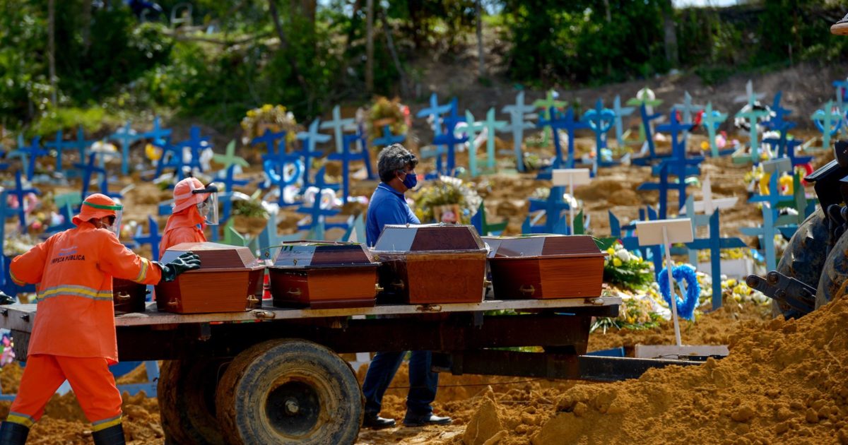 Cementerio de Manaos