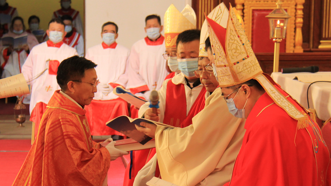 Ordenación episcopal en China