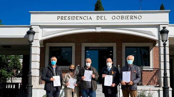 Más Plurales, presentando la petición de reunión urgente con Sánchez en la Moncloa