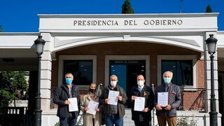 Más Plurales, presentando la petición de reunión urgente con Sánchez en la Moncloa
