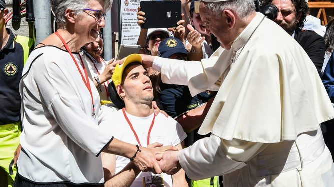 Francisco y un enfermo