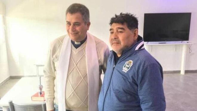 Diego junto al padre Rubio