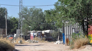 Cáritas Madrid y la parroquia de la Cañada Real piden a las administraciones que afronten "la grave situación generada por los cortes de luz"