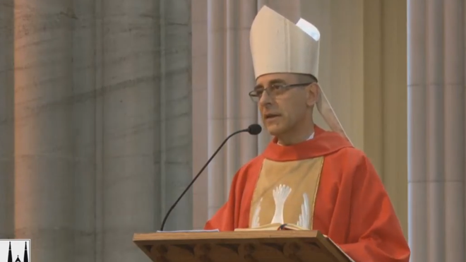 Monseñor Víctor Fernández