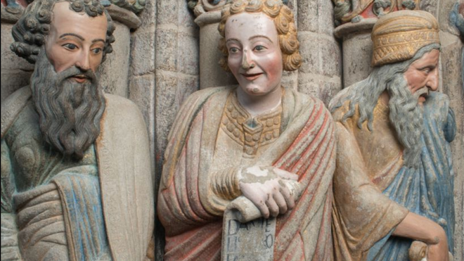 La sonrisa de Daniel en el pórtico de la gloria