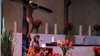 Mujeres lectoras en la Iglesia