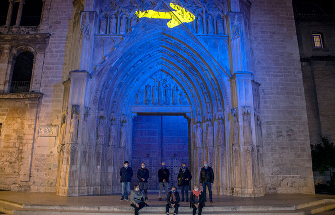 Puerta de los Apóstoles de la Cateddral de Valencia