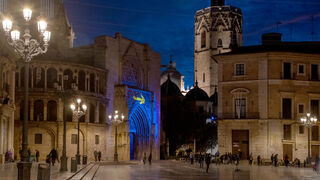Puerta de los Apóstoles de la Catedral de Valencia